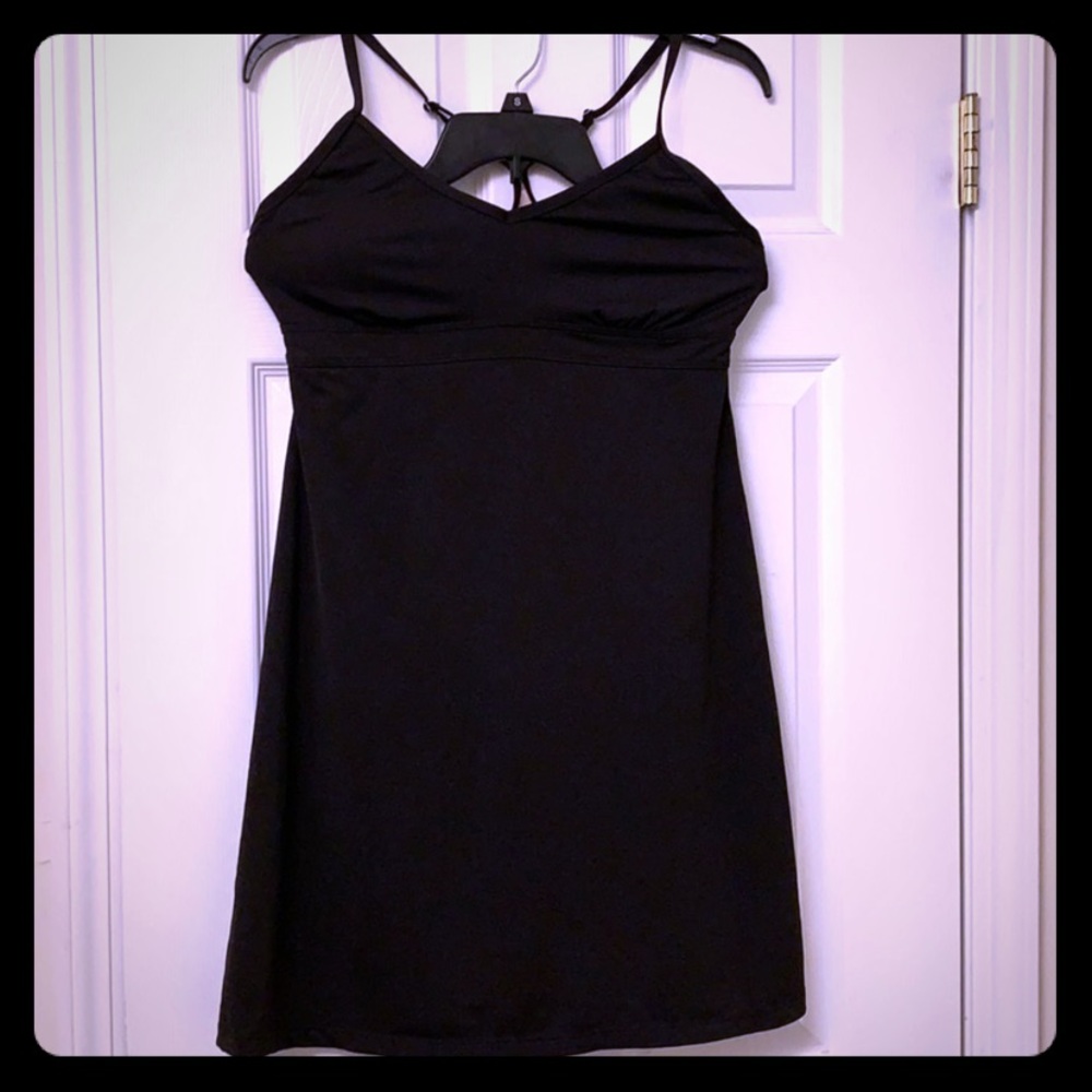 NWOT ATHLETA Women’s Athletic Crisscross Tops: MP